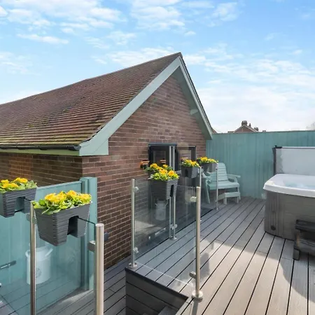 1 Bed In Hunmanby Oc-W30527 * Hunmanby