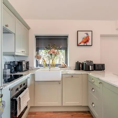 1 Bed In Oc-w30527